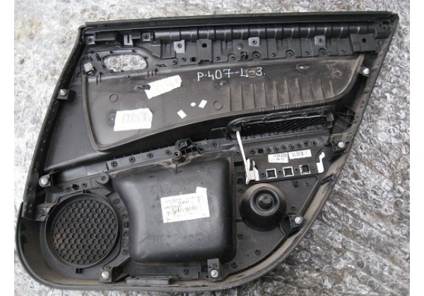 обшивка лівої задньої дверки Peugeot 407,1.6hdi,9647891677